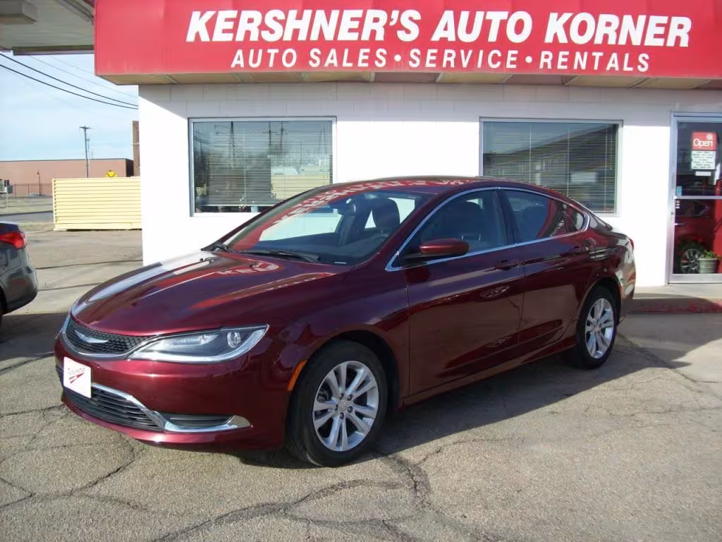 Red 2015 Chrysler 200 Limited Sedan FWD Sedan Front-Wheel Drive 9-Speed Automatic