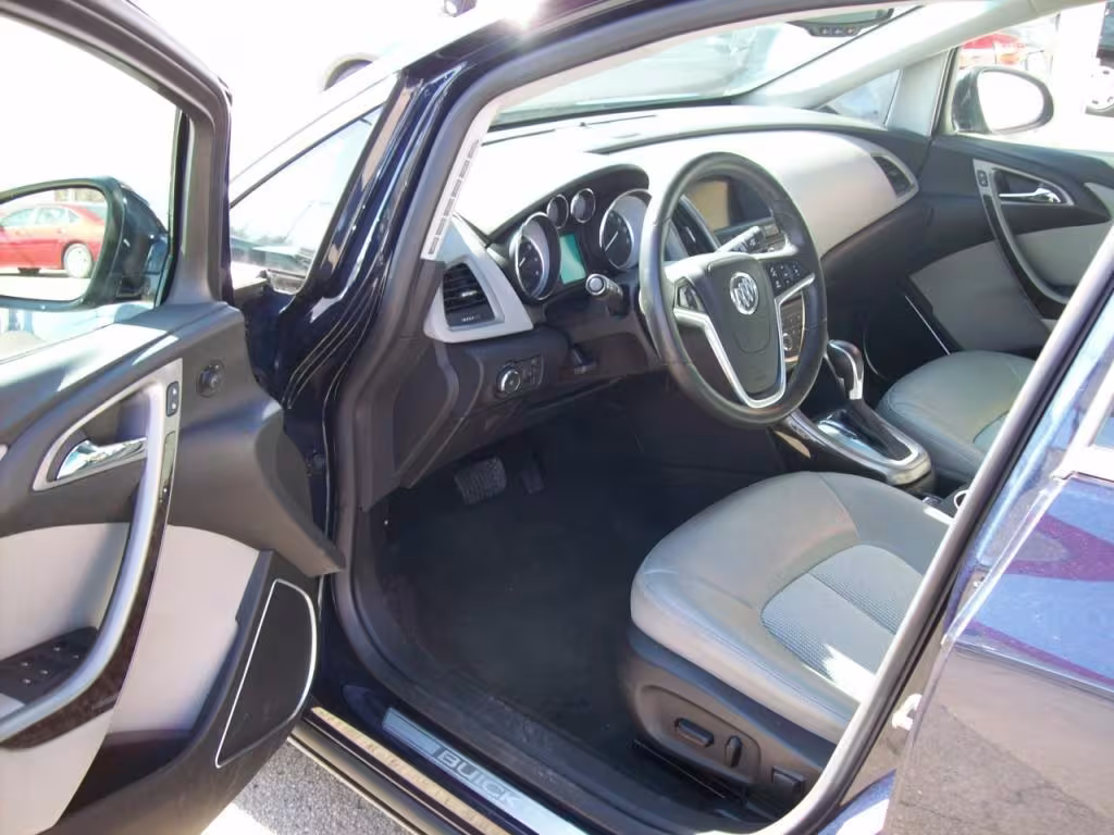 2016 Buick Verano - 1G4PR5SK1G4143831 - Image #2